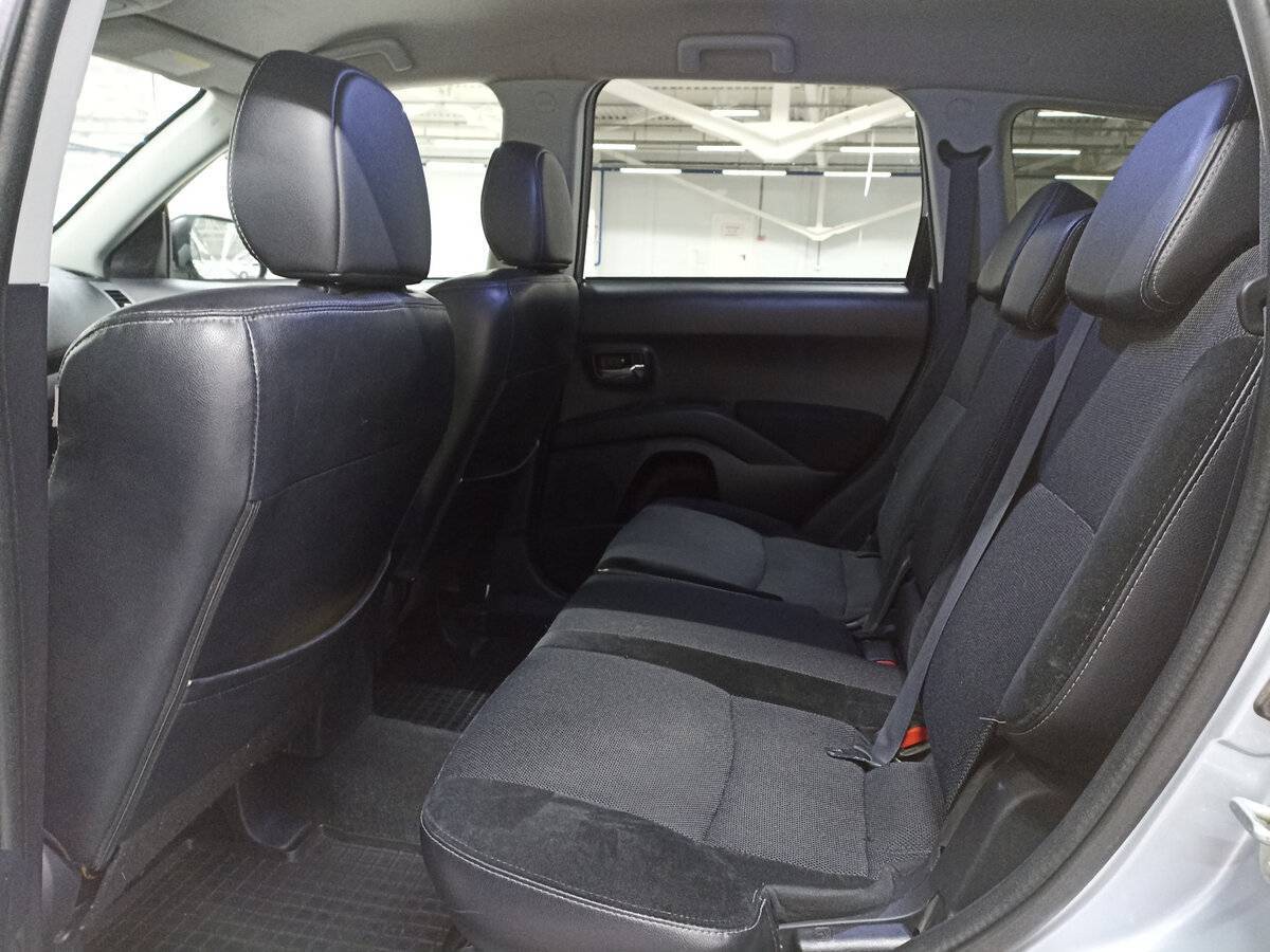 Citroen C-Crosser с пробегом — 2011 год. Фото: #11