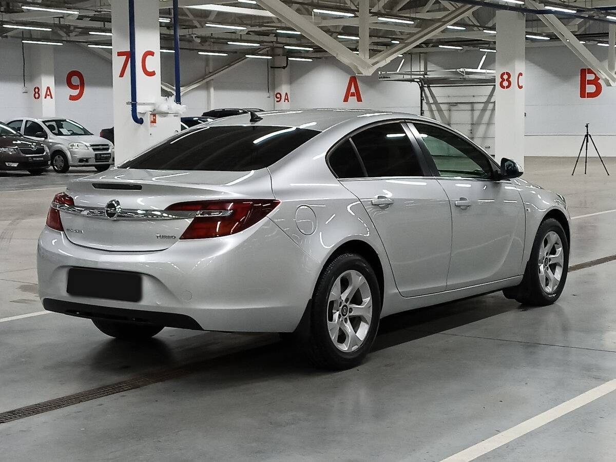 Opel Insignia с пробегом — 2014 год. Фото: #4