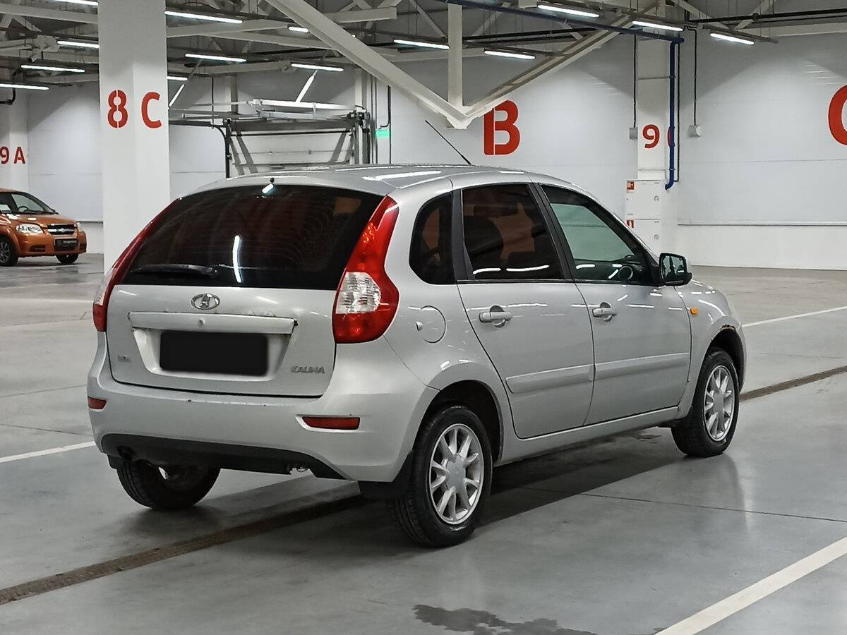 Lada (ВАЗ) Kalina с пробегом — 2013 год. Фото: #4