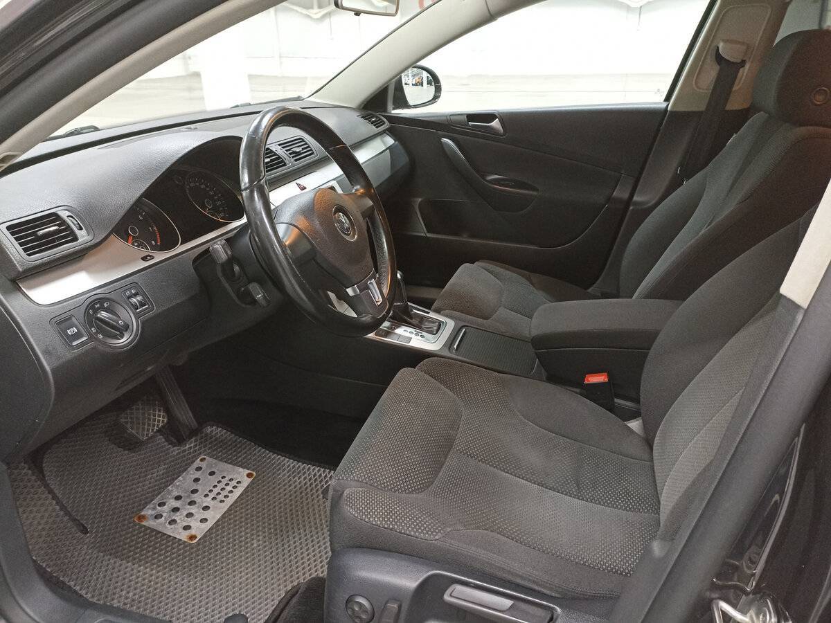 Volkswagen Passat с пробегом — 2010 год. Фото: #15