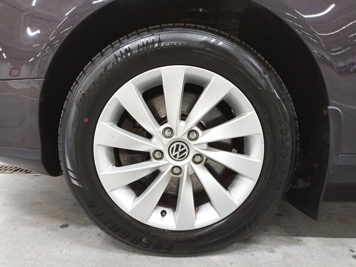 Volkswagen Passat с пробегом — 2010 год. Фото: #17