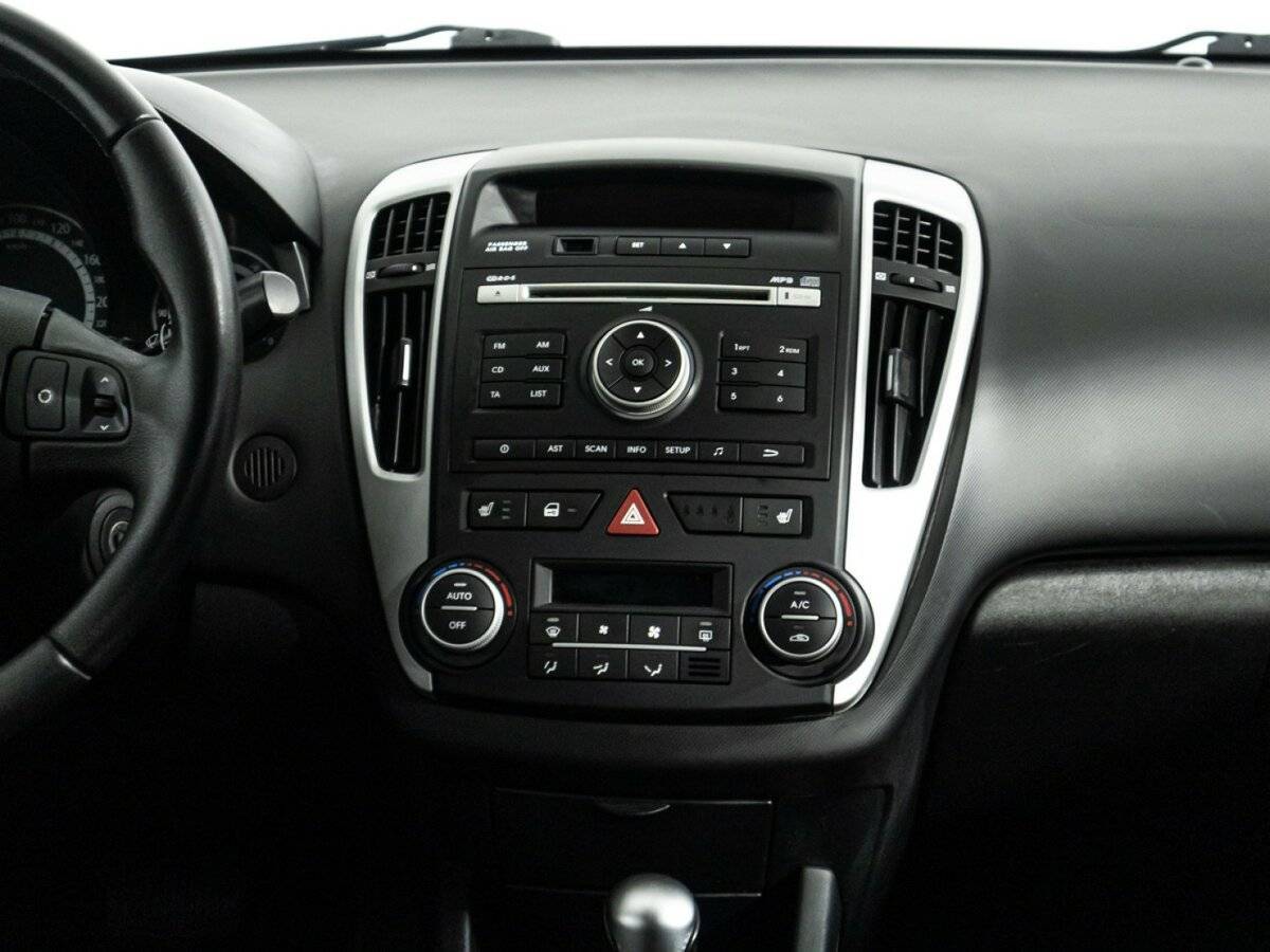 Kia Ceed с пробегом — 2012 год. Фото: #13