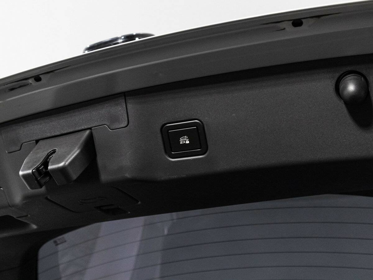 Changan UNI-V с пробегом — 2023 год. Фото: #14