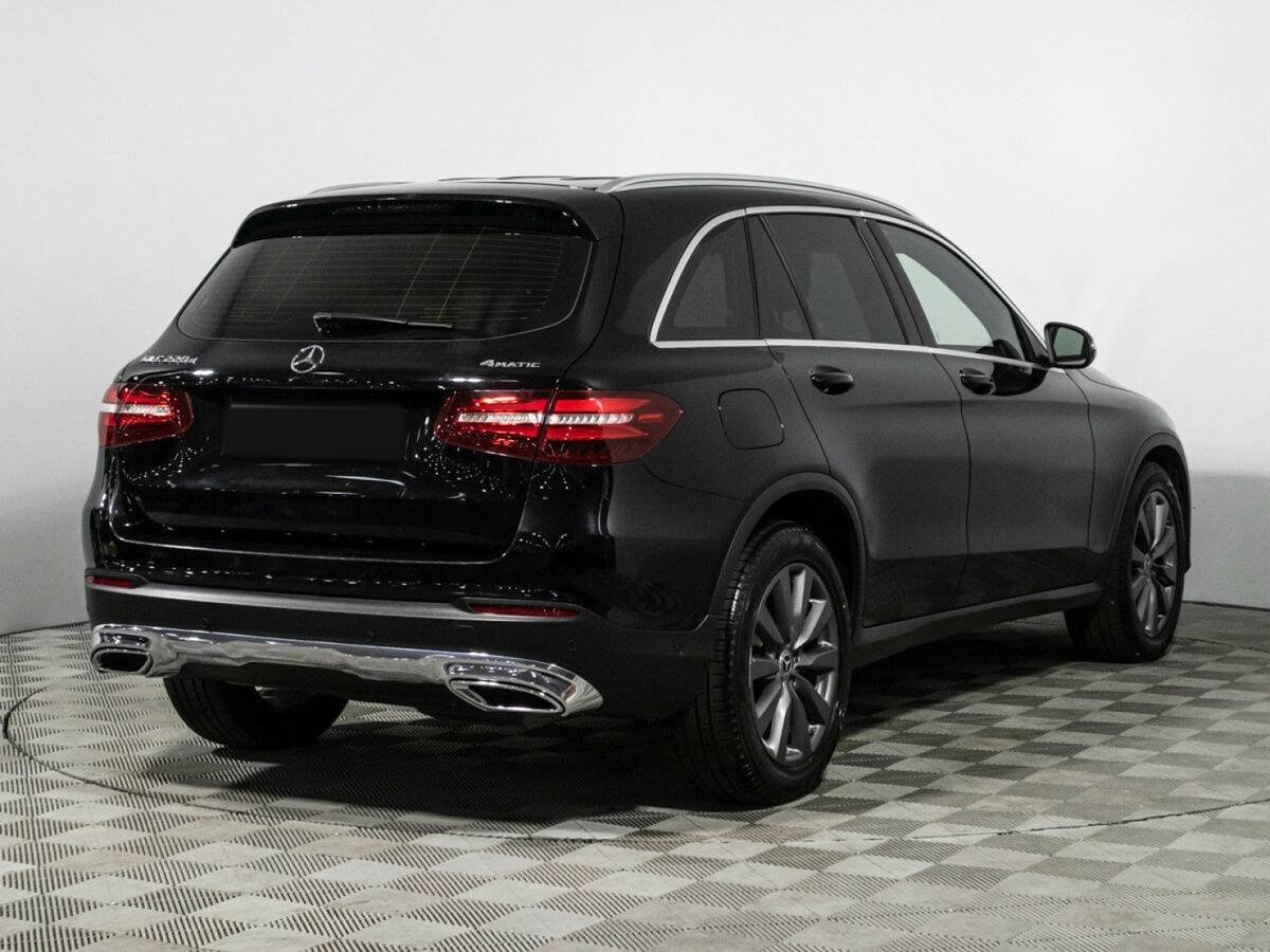 Mercedes-Benz GLC с пробегом — 2017 год. Фото: #4
