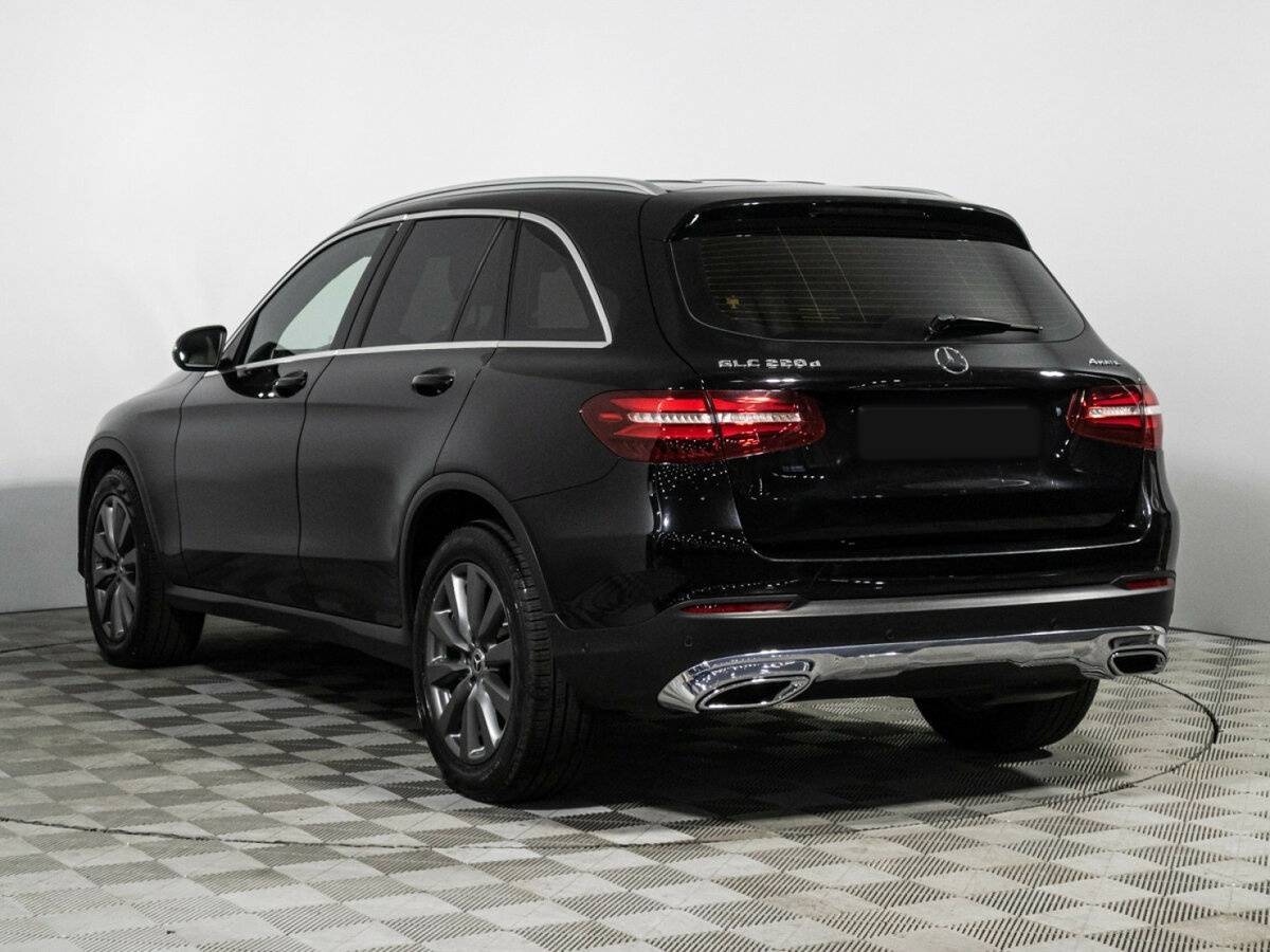 Mercedes-Benz GLC с пробегом — 2017 год. Фото: #6