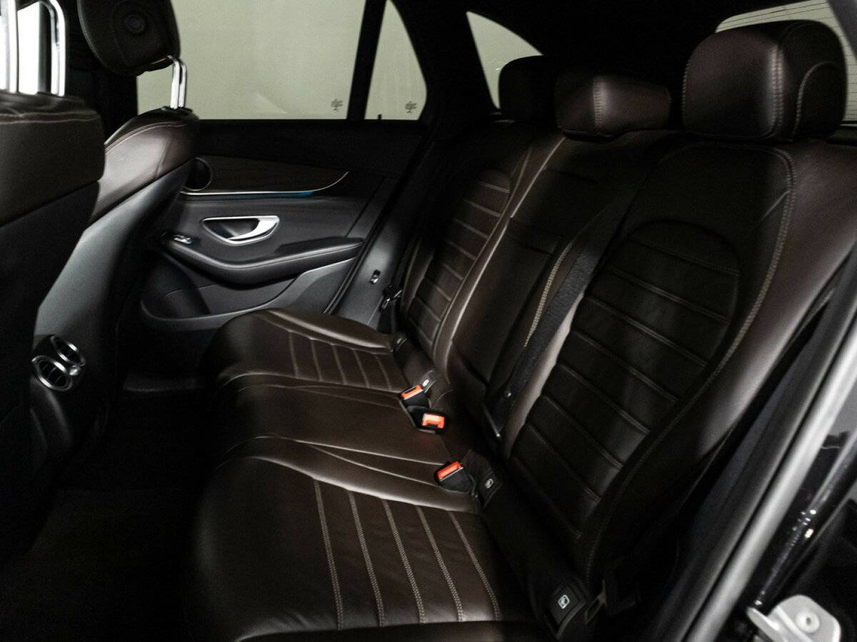 Mercedes-Benz GLC с пробегом — 2017 год. Фото: #9