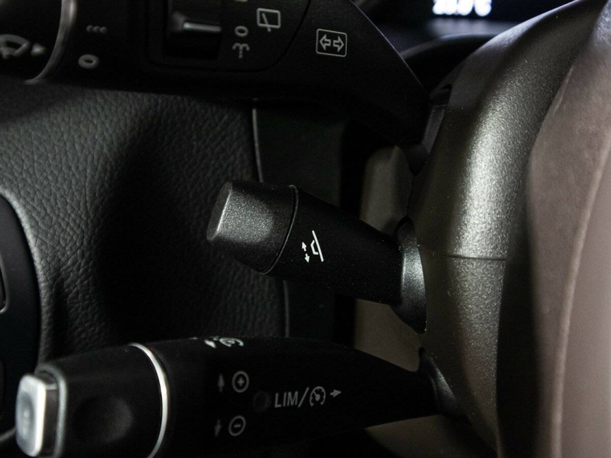 Mercedes-Benz GLC с пробегом — 2017 год. Фото: #15