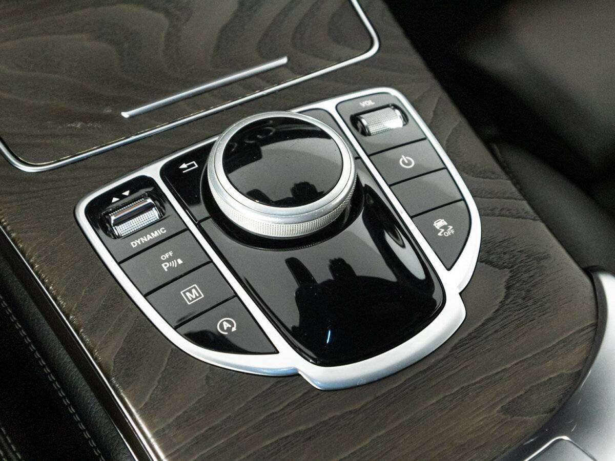 Mercedes-Benz GLC с пробегом — 2017 год. Фото: #18