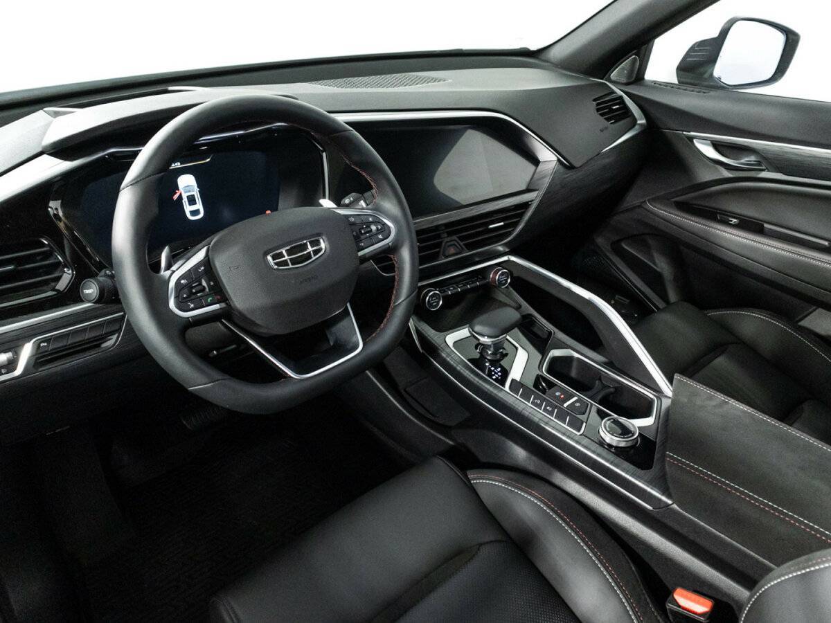 Geely Tugella с пробегом — 2024 год. Фото: #10