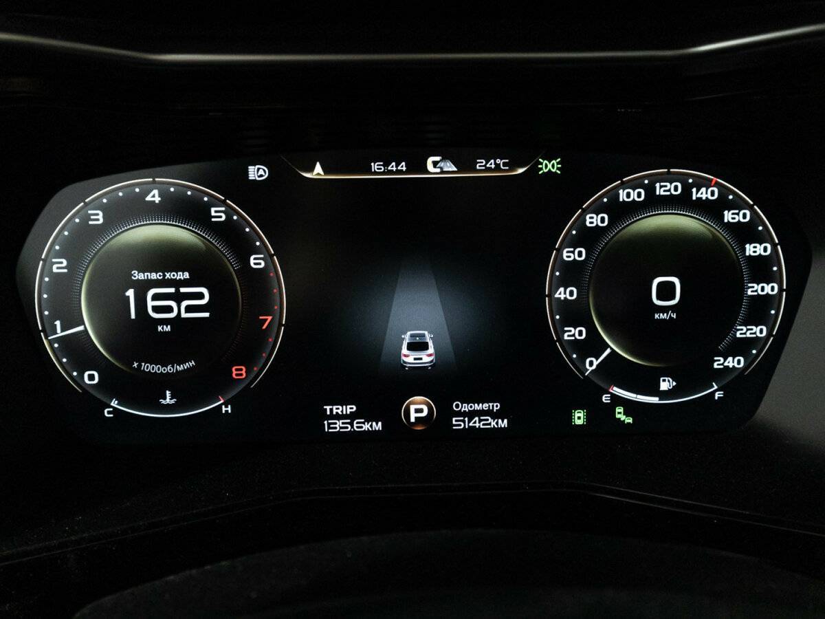 Geely Tugella с пробегом — 2024 год. Фото: #11
