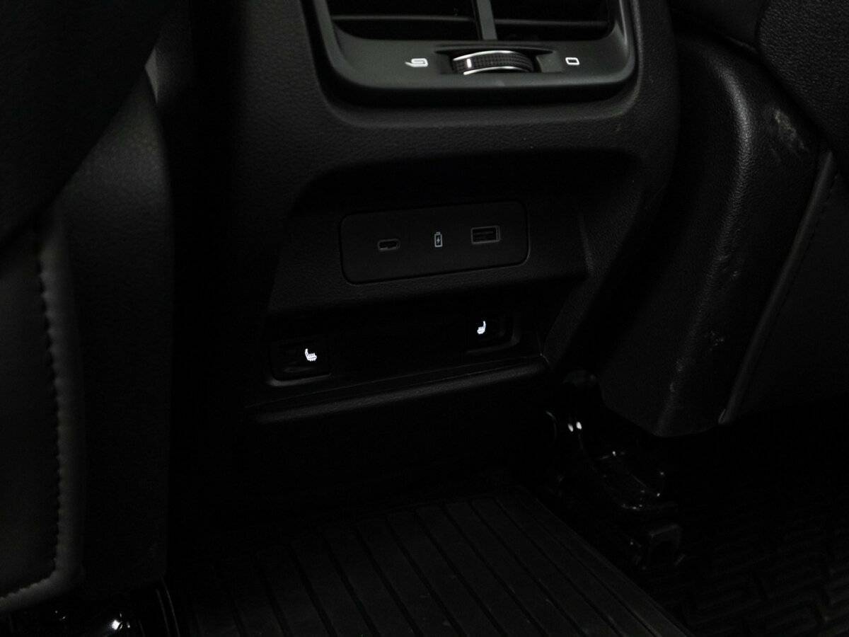 Geely Tugella с пробегом — 2024 год. Фото: #17