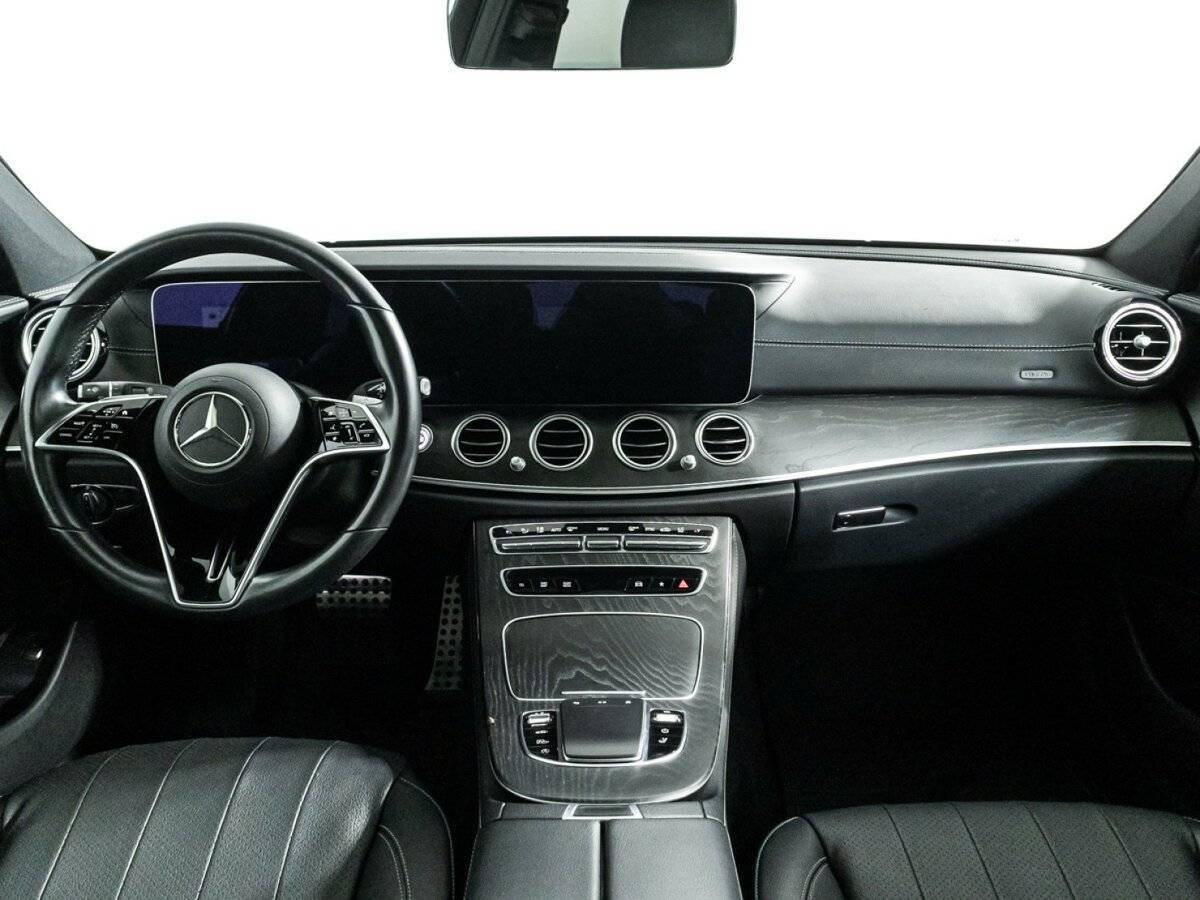 Mercedes-Benz E-Класс с пробегом — 2021 год. Фото: #12