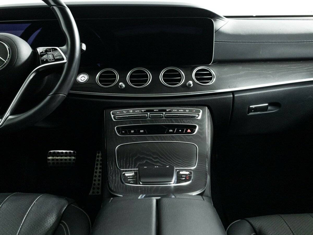 Mercedes-Benz E-Класс с пробегом — 2021 год. Фото: #13