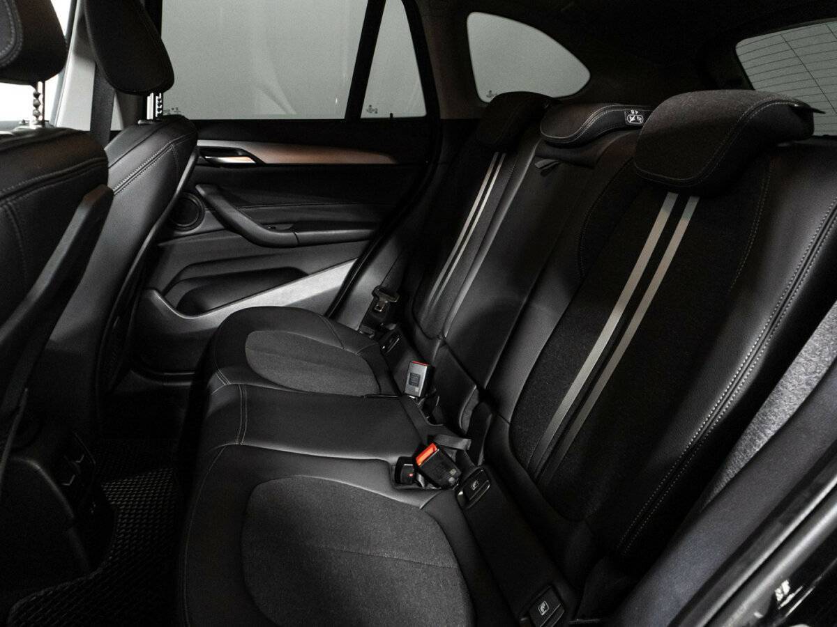 BMW X1 с пробегом — 2021 год. Фото: #9