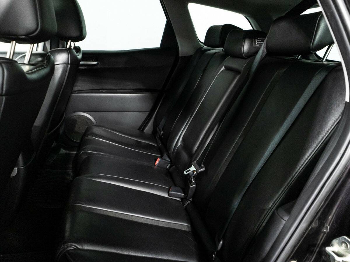 Mazda CX-7 с пробегом — 2007 год. Фото: #9