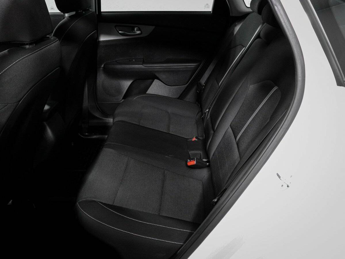 Kia Cerato с пробегом — 2020 год. Фото: #9