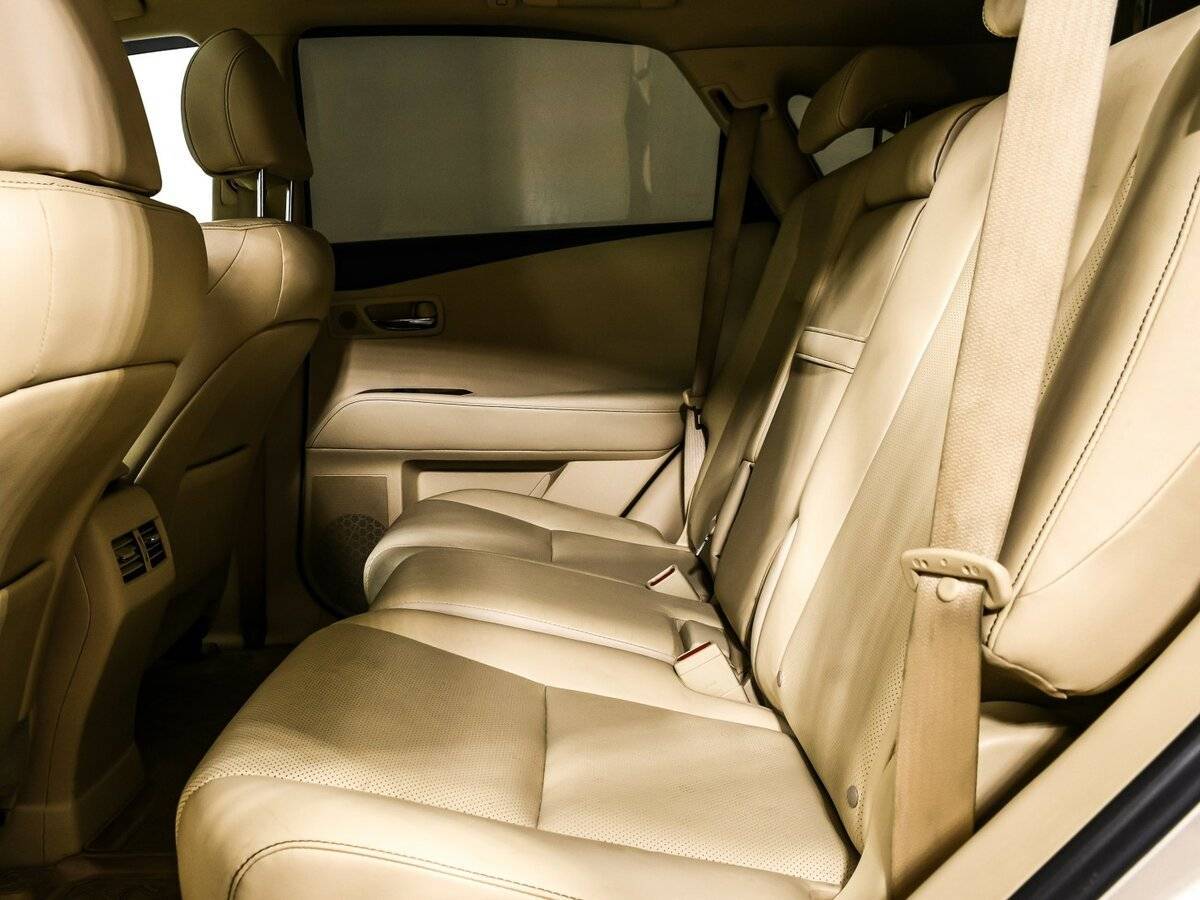 Lexus RX с пробегом — 2015 год. Фото: #12