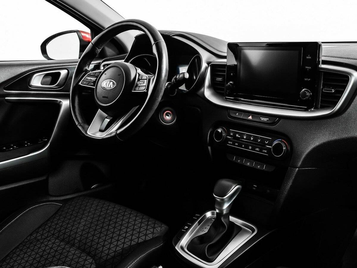 Kia Ceed с пробегом — 2020 год. Фото: #8