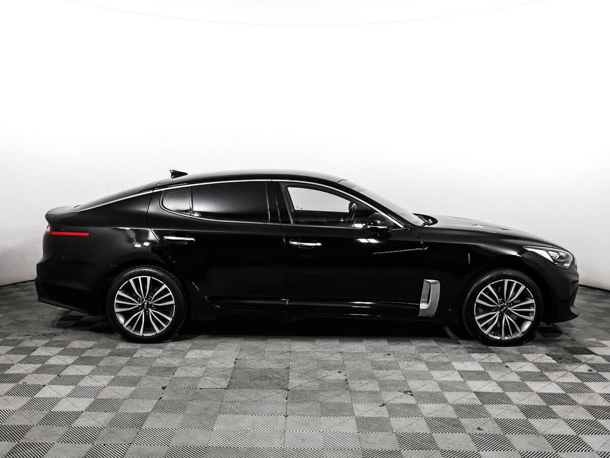 Kia Stinger с пробегом — 2019 год. Фото: #3