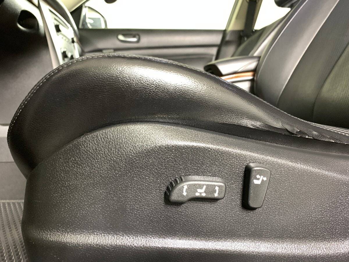 Nissan Teana с пробегом — 2010 год. Фото: #15