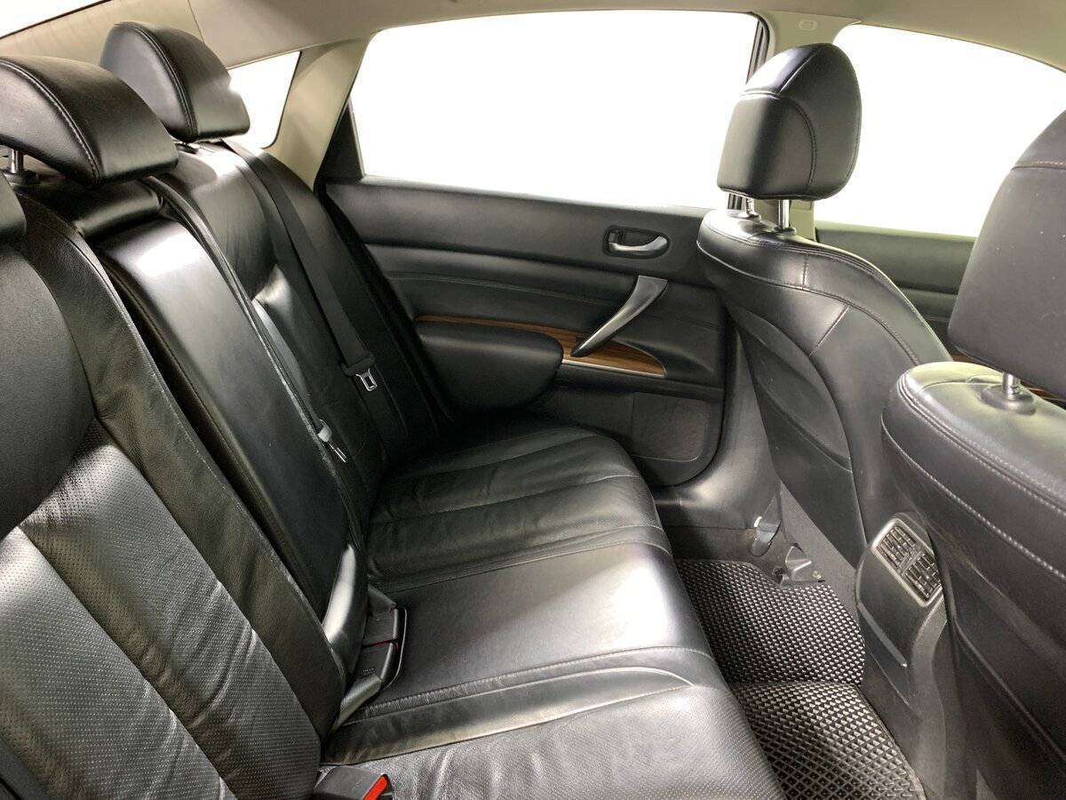 Nissan Teana с пробегом — 2010 год. Фото: #16