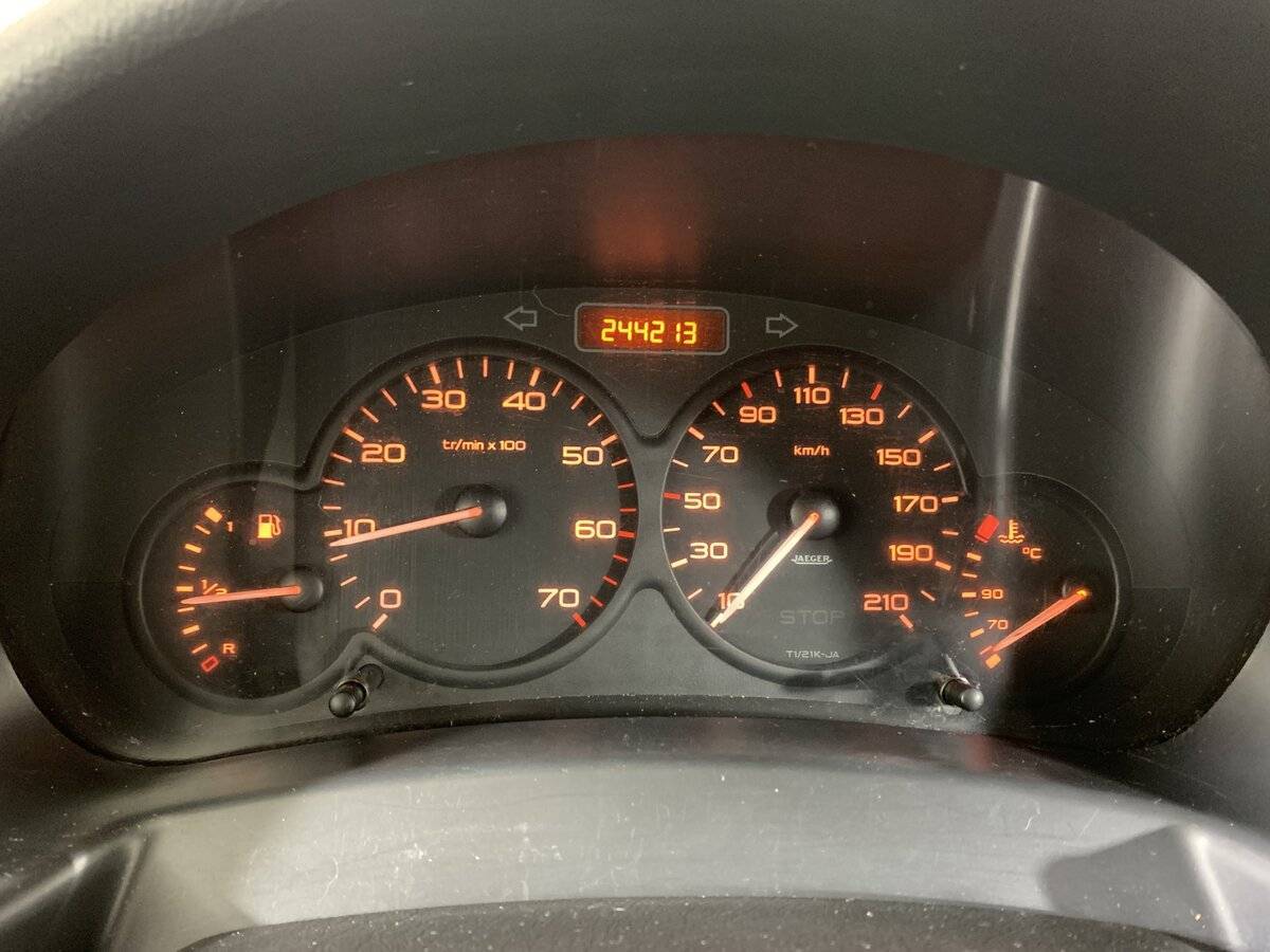 Citroen Berlingo с пробегом — 2008 год. Фото: #13