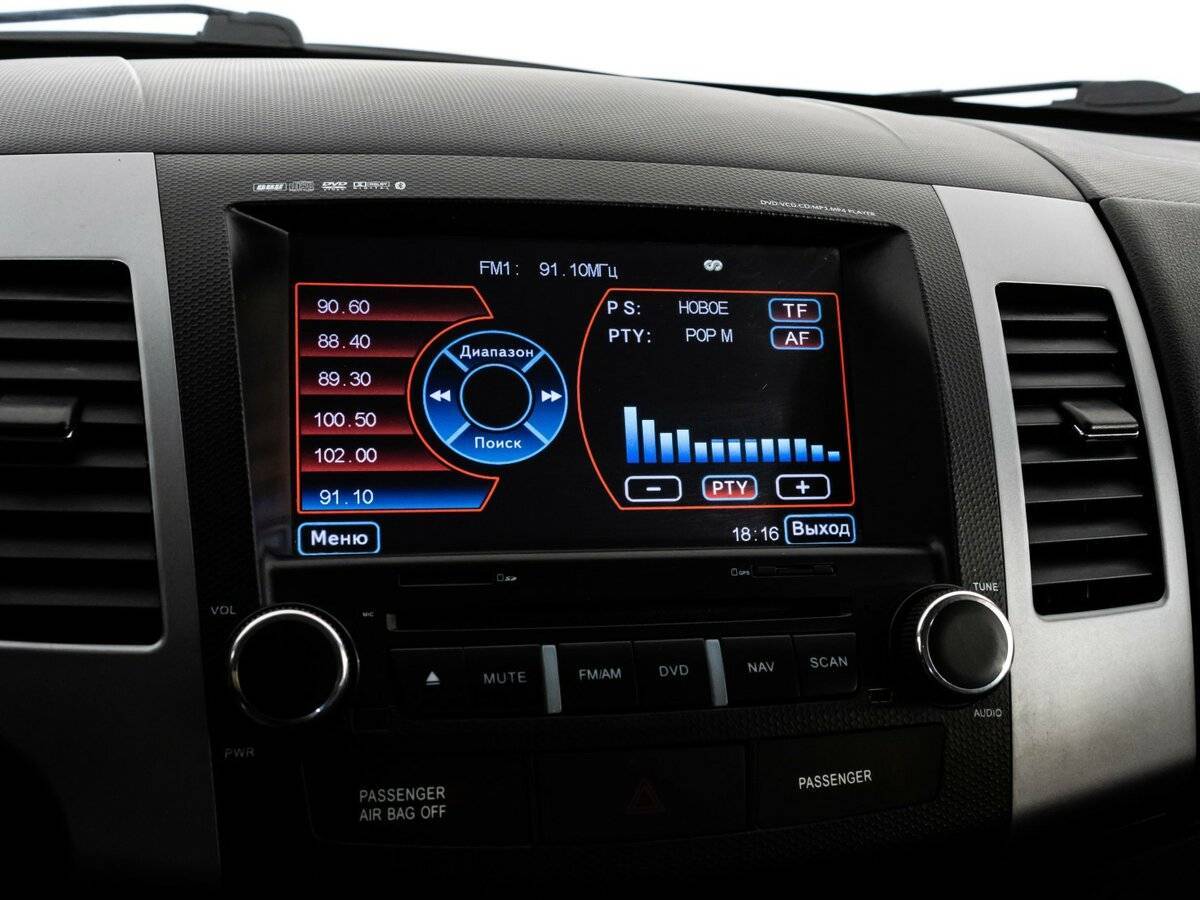 Mitsubishi Outlander с пробегом — 2010 год. Фото: #11