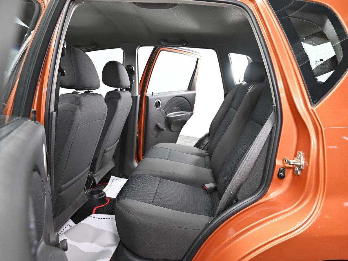 Chevrolet Aveo с пробегом — 2007 год. Фото: #10