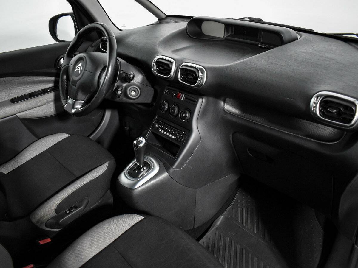 Citroen C3 Picasso с пробегом — 2013 год. Фото: #12