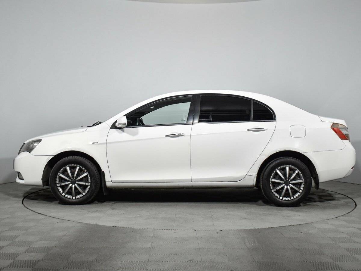 Geely Emgrand EC7 с пробегом — 2013 год. Фото: #7