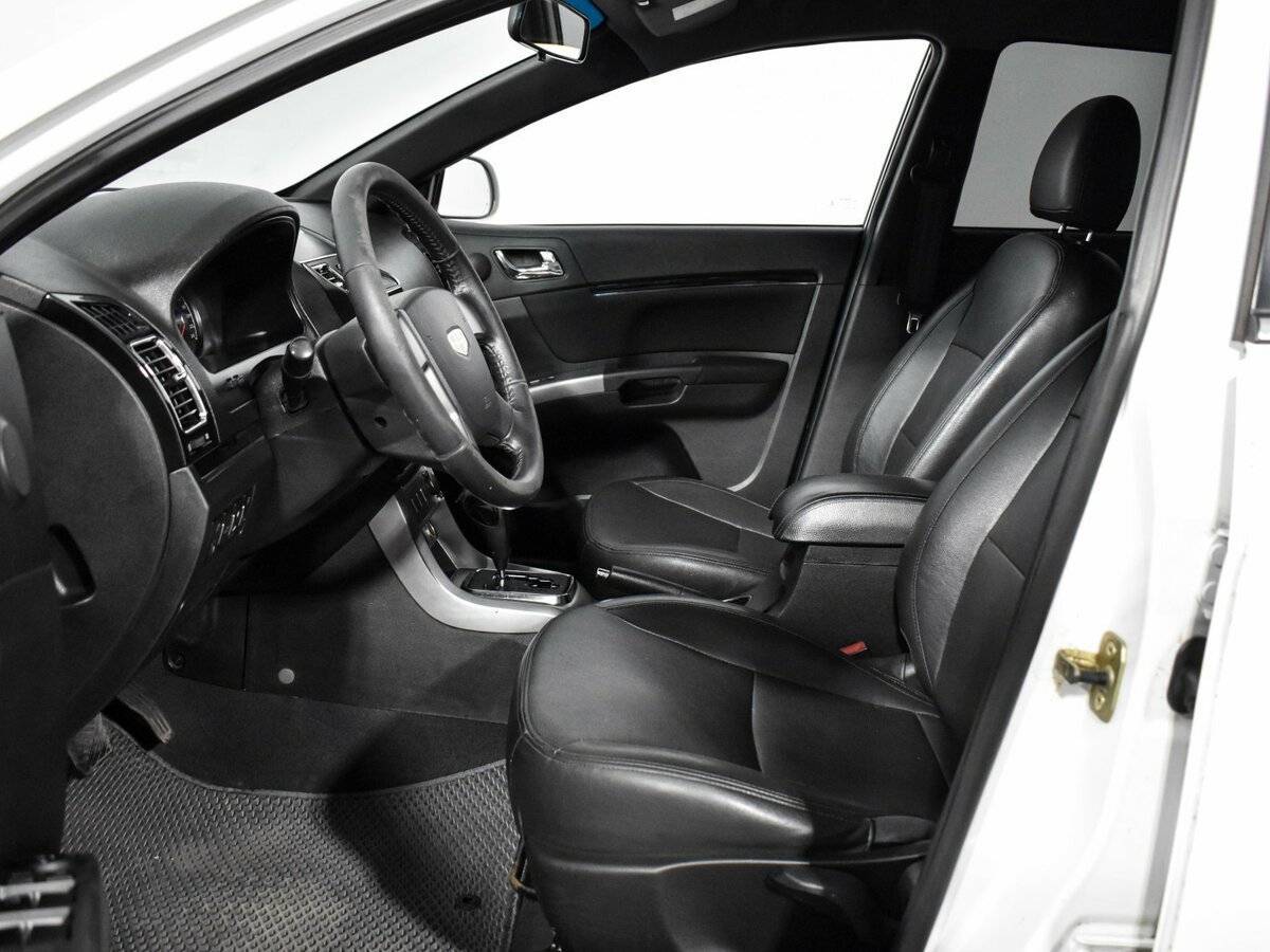 Geely Emgrand EC7 с пробегом — 2013 год. Фото: #9