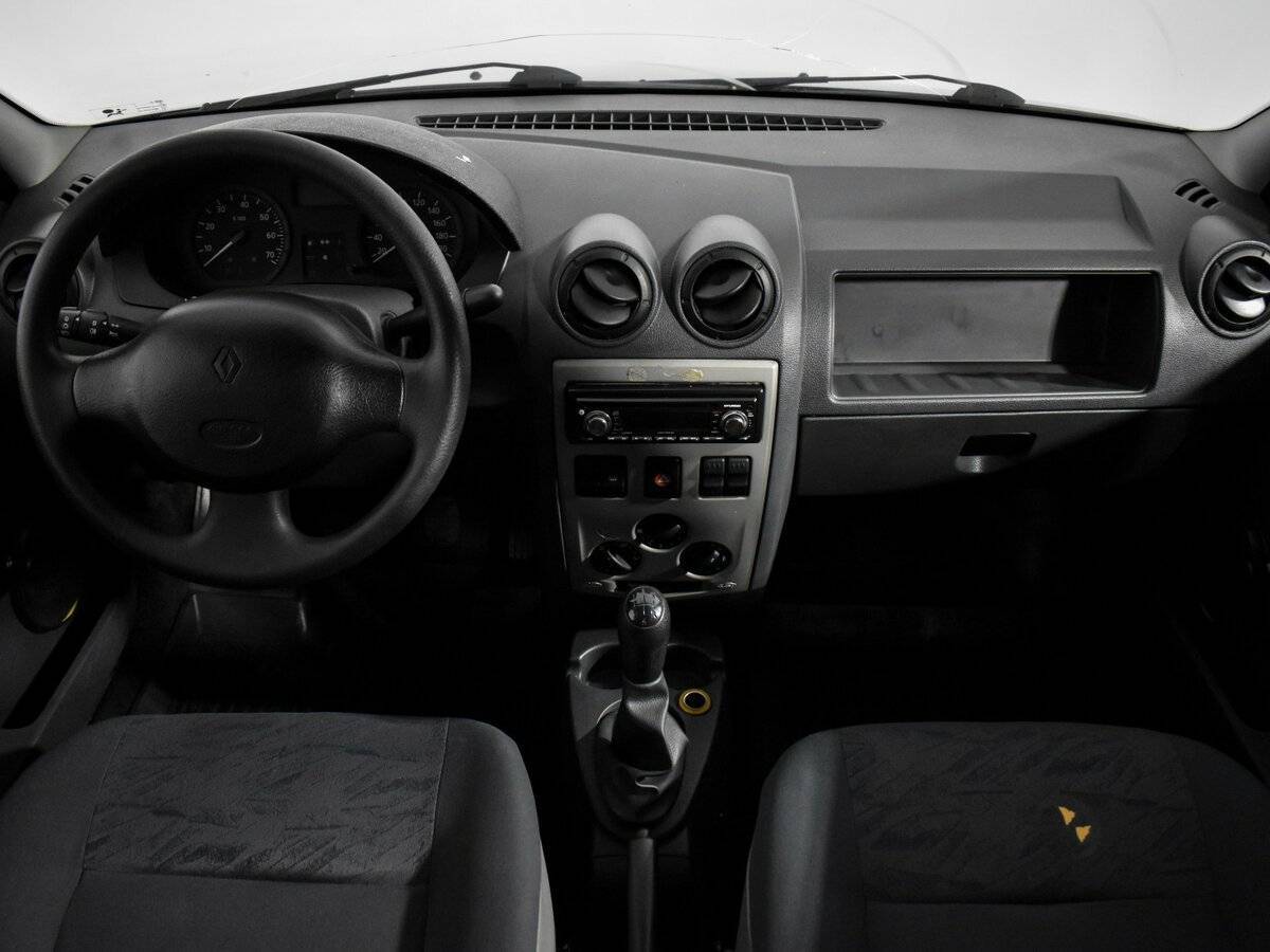 Renault Logan с пробегом — 2008 год. Фото: #12