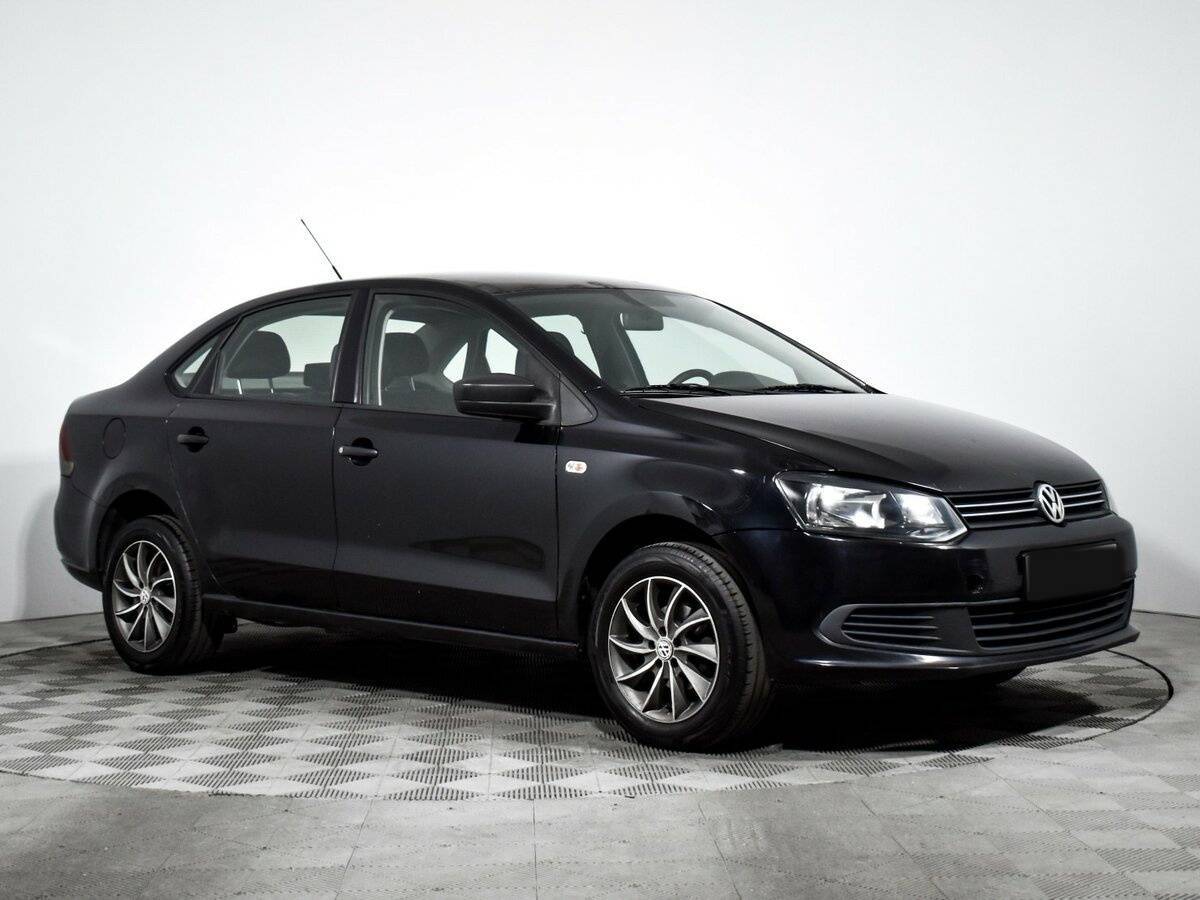 Volkswagen Polo с пробегом — 2010 год. Фото: #2