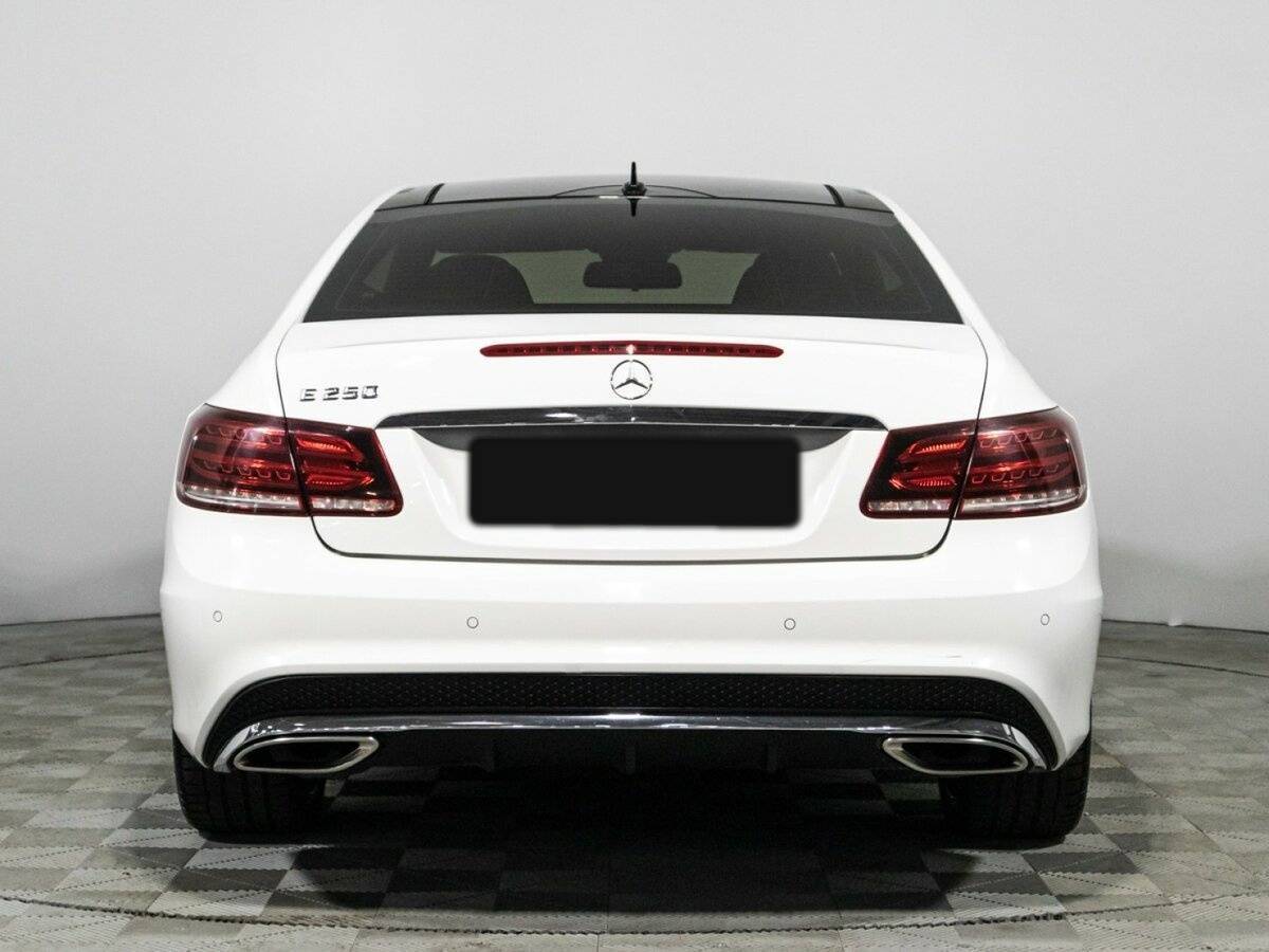 Mercedes-Benz E-Класс с пробегом — 2014 год. Фото: #5