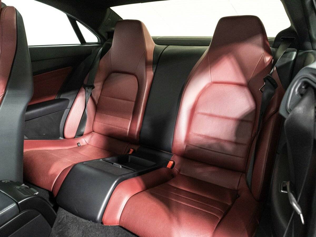 Mercedes-Benz E-Класс с пробегом — 2014 год. Фото: #9