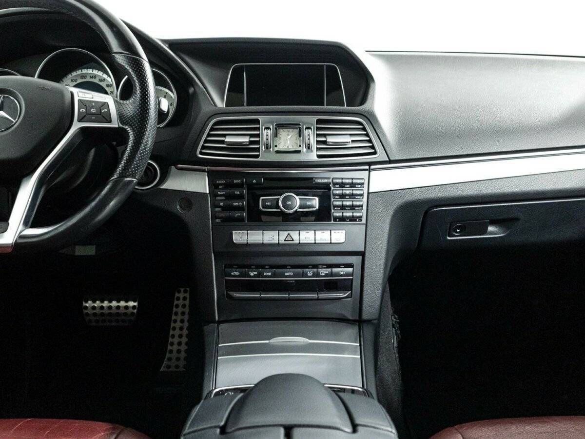 Mercedes-Benz E-Класс с пробегом — 2014 год. Фото: #13