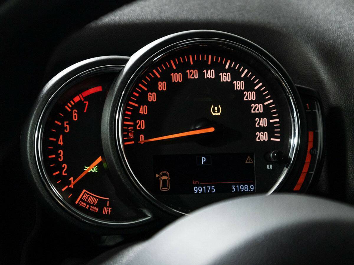 Mini Countryman с пробегом — 2018 год. Фото: #11