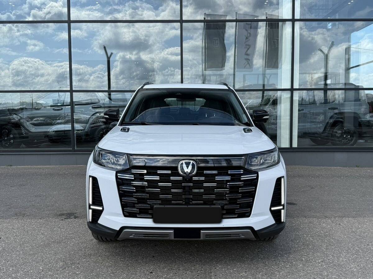 Changan CS95 с пробегом — 2023 год. Фото: #1