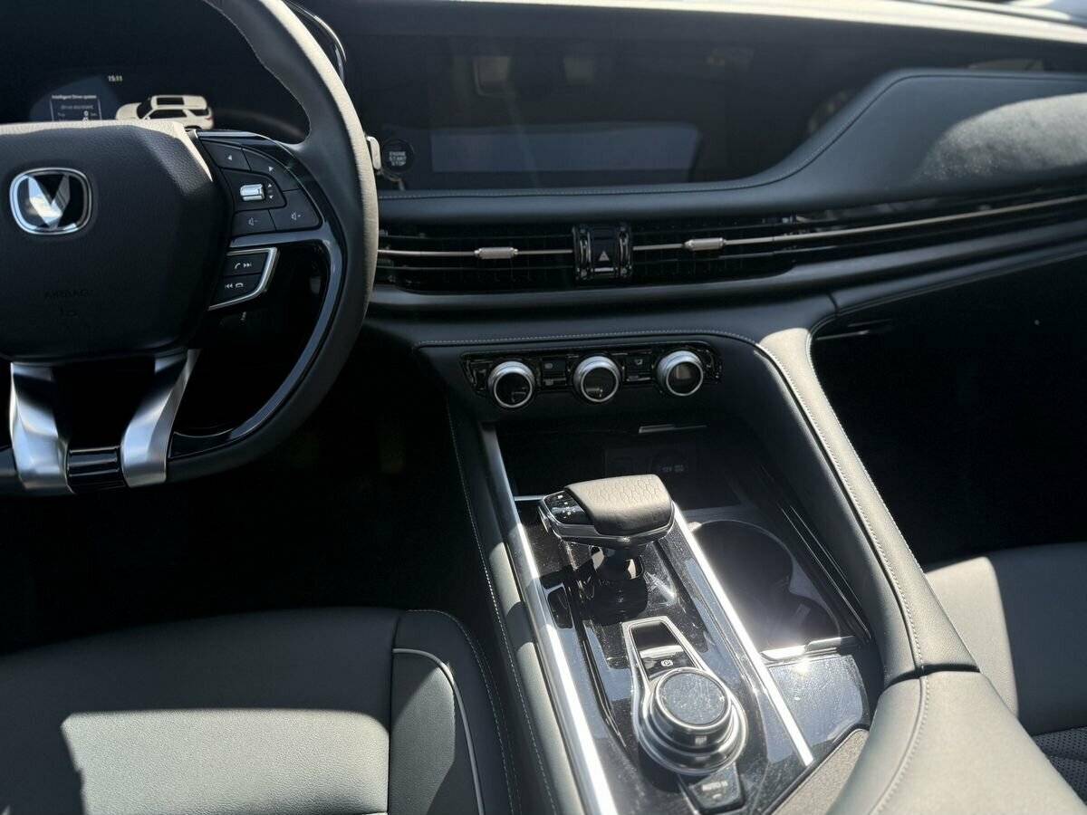 Changan CS95 с пробегом — 2023 год. Фото: #18