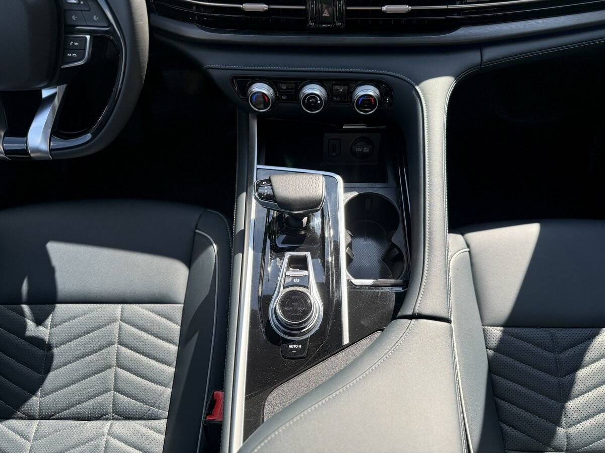 Changan CS95 с пробегом — 2023 год. Фото: #19