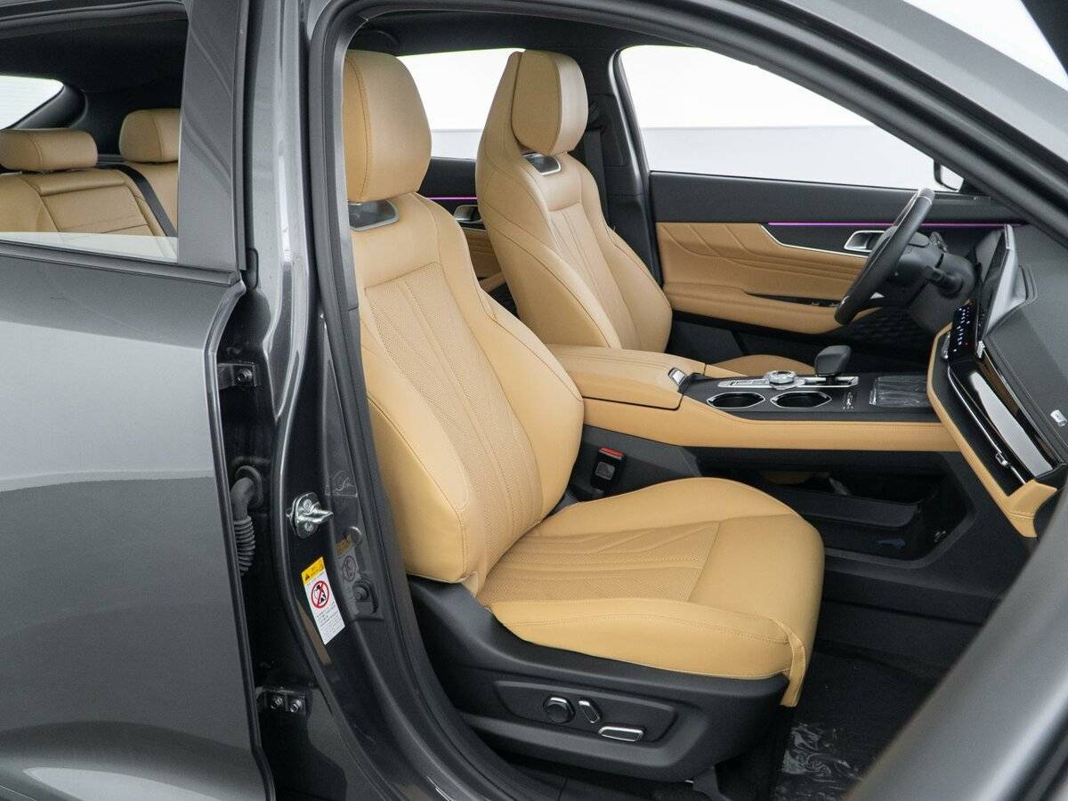 Changan UNI-K с пробегом — 2023 год. Фото: #7