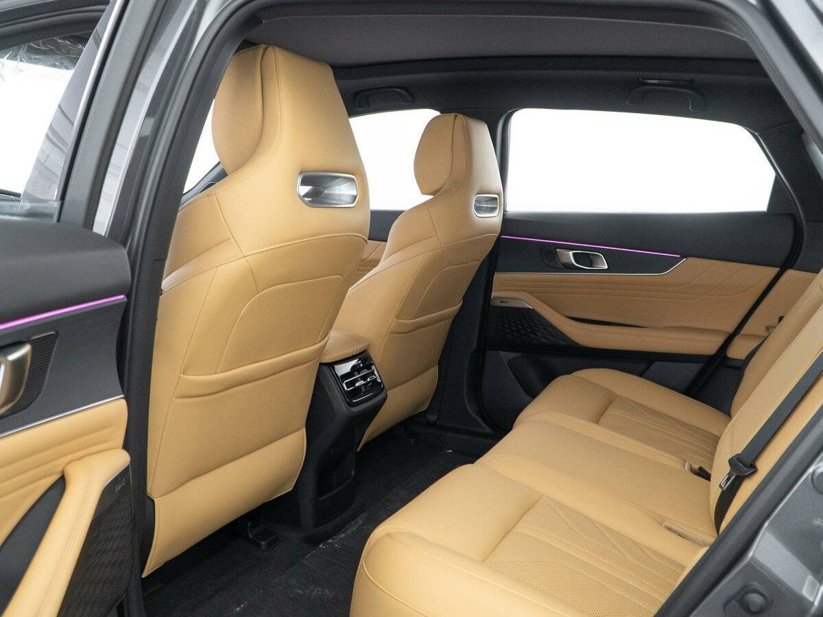 Changan UNI-K с пробегом — 2023 год. Фото: #10