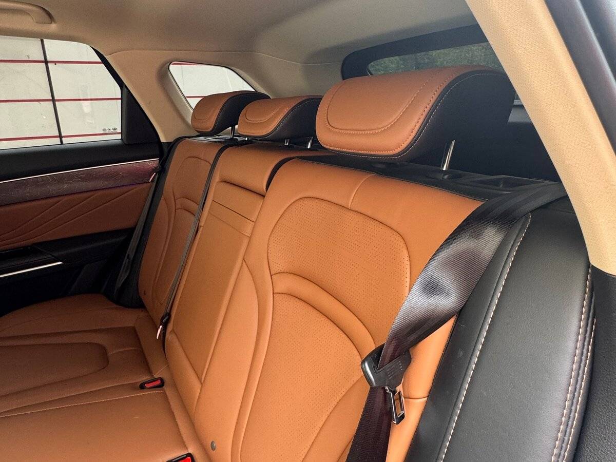 FAW Bestune T99 с пробегом — 2023 год. Фото: #7