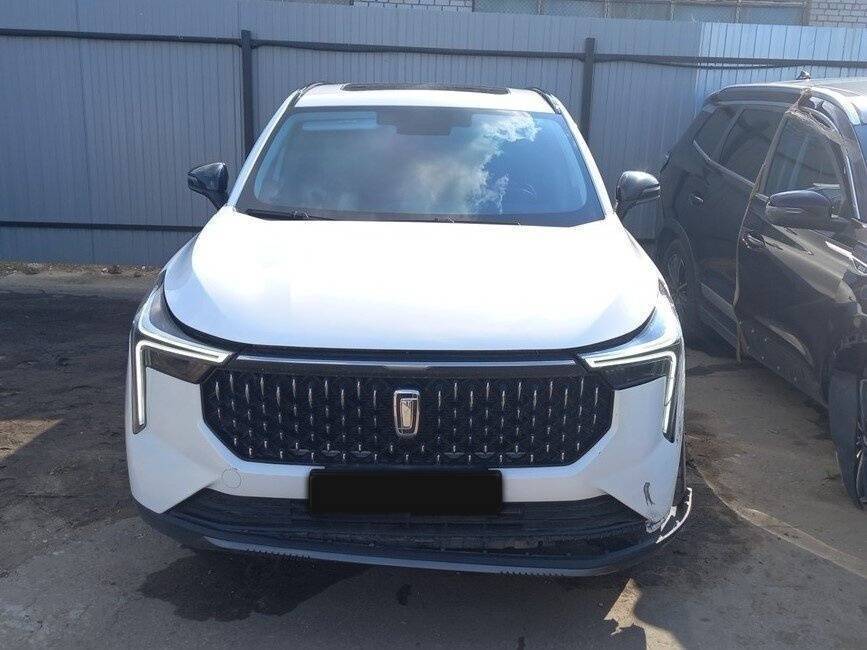 FAW Bestune T55 с пробегом — 2023 год. Фото: #1