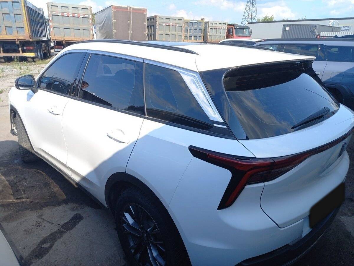 FAW Bestune T55 с пробегом — 2023 год. Фото: #9