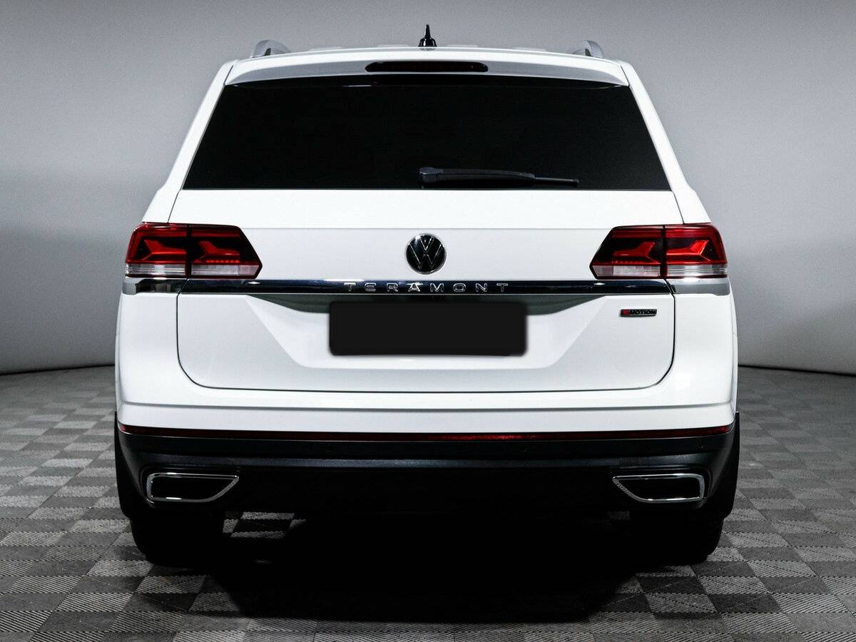 Volkswagen Teramont с пробегом — 2021 год. Фото: #5