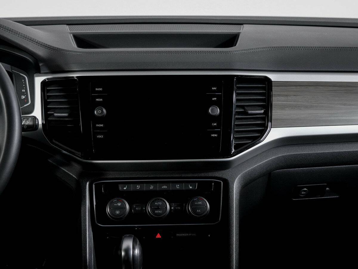 Volkswagen Teramont с пробегом — 2021 год. Фото: #12