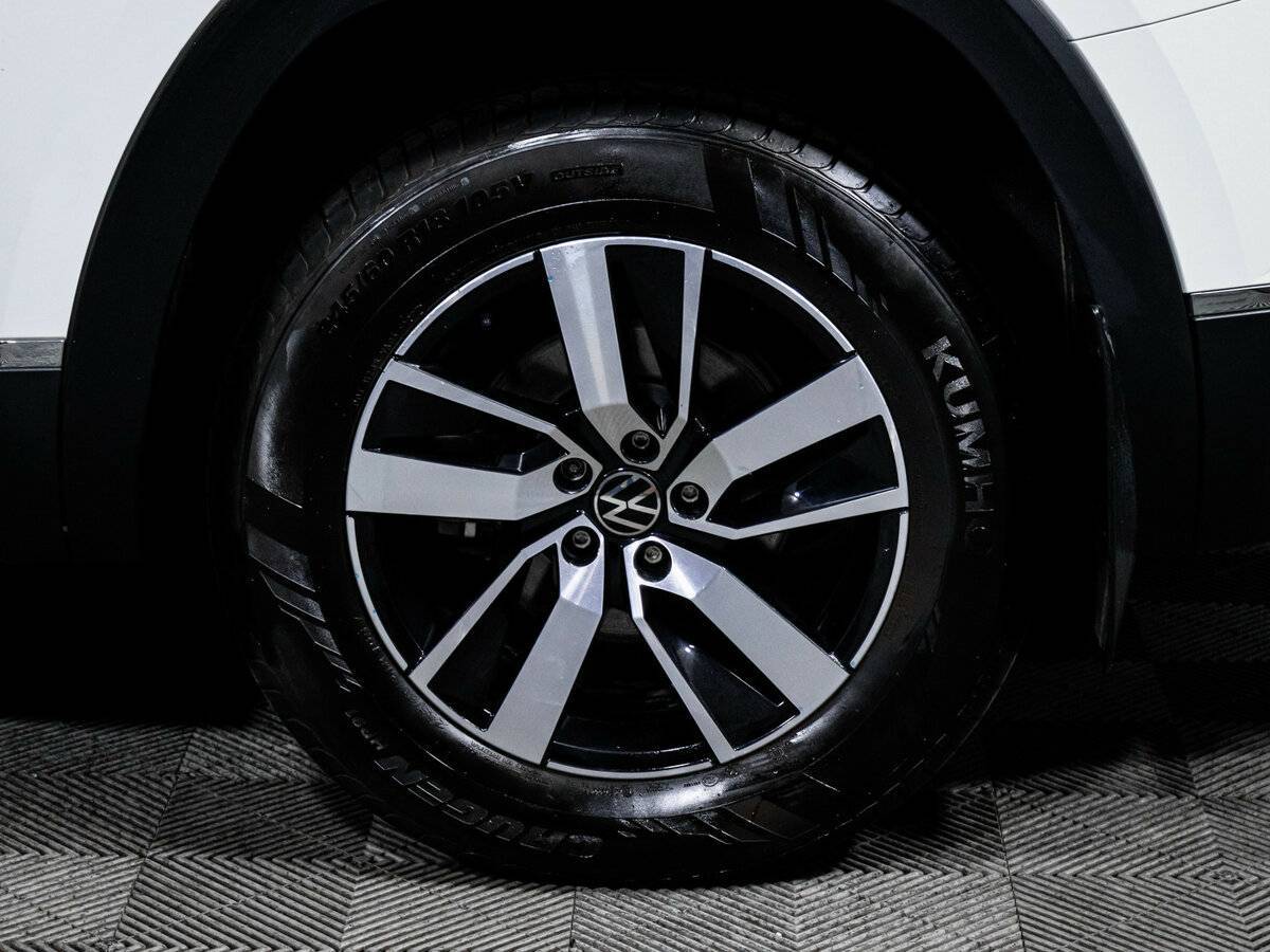 Volkswagen Teramont с пробегом — 2021 год. Фото: #14