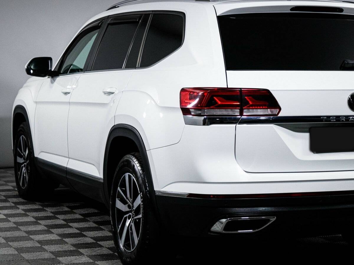 Volkswagen Teramont с пробегом — 2021 год. Фото: #19