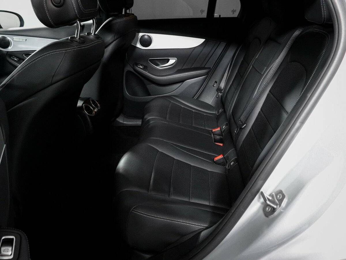 Mercedes-Benz GLC Coupe с пробегом — 2017 год. Фото: #9